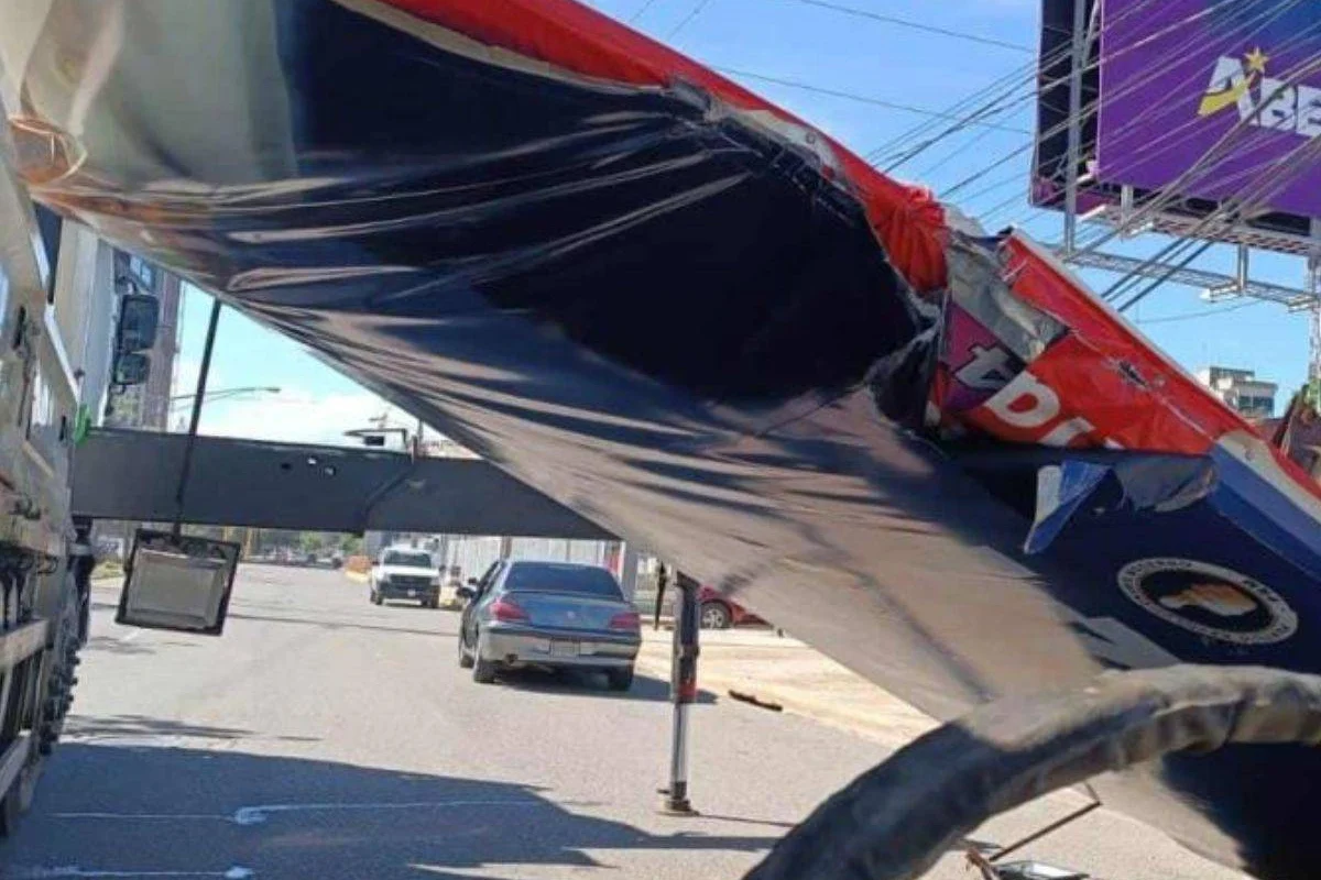 PRM culpa a Alcaldía de Santiago de caída de valla