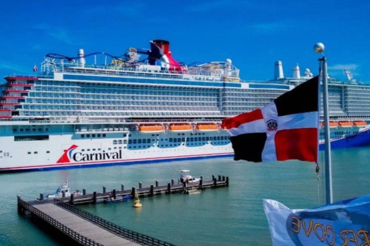 Puerto Plata recibe 27,313 turistas con la llegada de cinco cruceros en un solo día