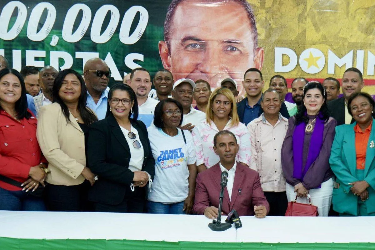 Domingo y Omar tocarán 300 mil puertas en DN