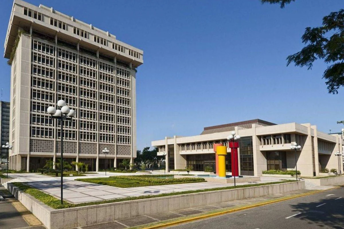Economía registra expansión interanual de 2.4 % en enero-diciembre de 2023, según Banco Central