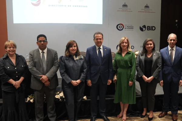 Sector privado y público presentan directorio de empresas lideradas por mujeres