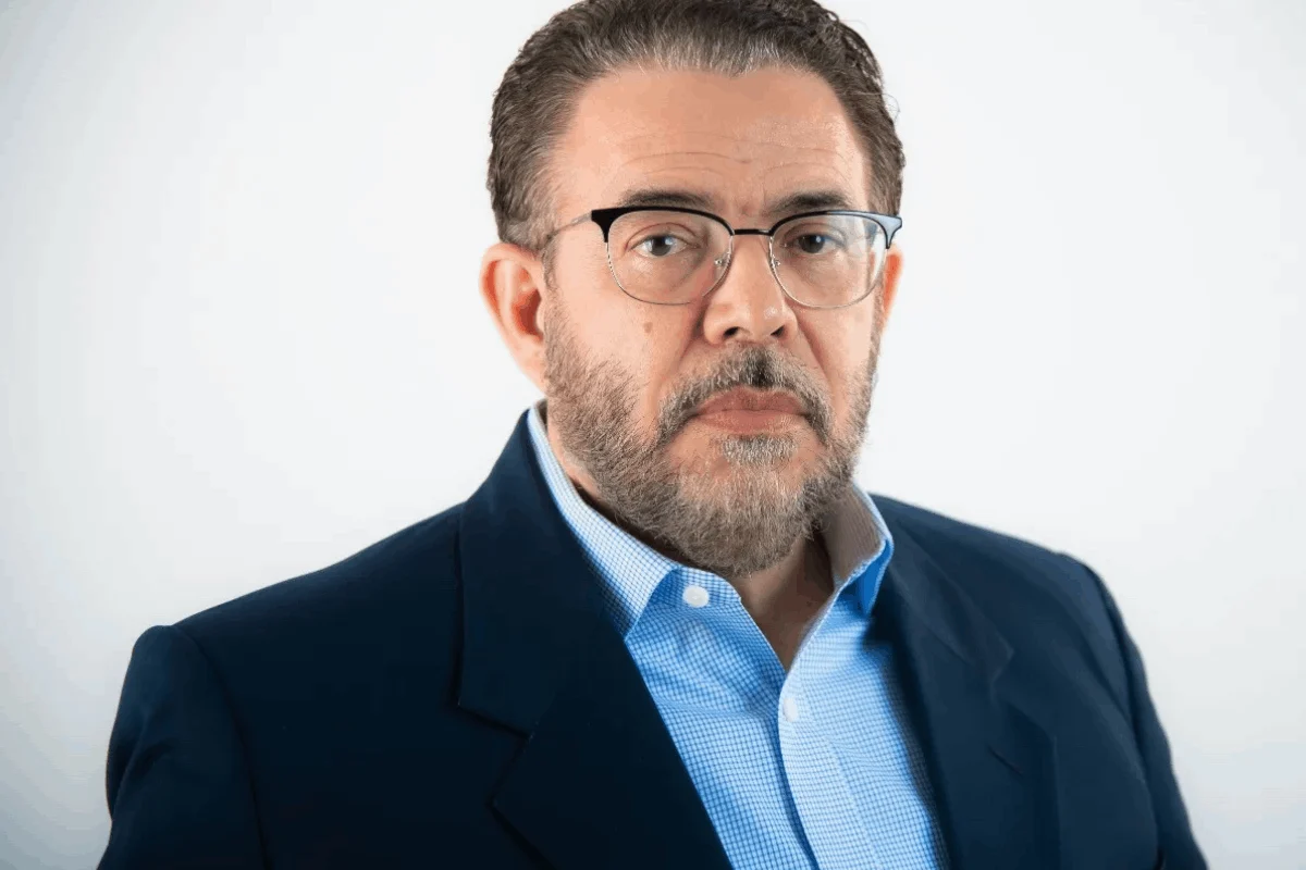 Guillermo Moreno se disculpa en redes por video con el himno nacional de EE.UU.