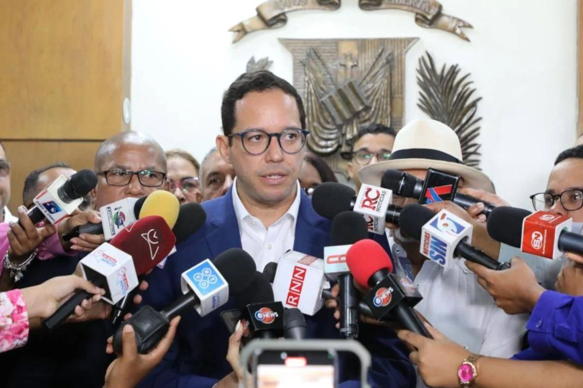 Delegado del PRM califica de «pataleo adelantado» acusaciones de la oposición sobre posible fraude