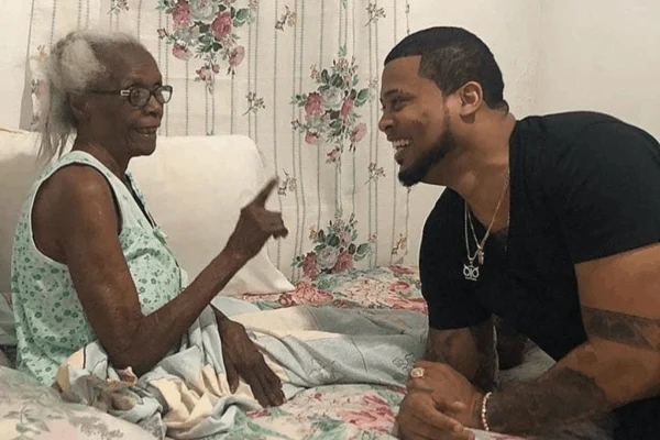 Palín, abuela de Lápiz Conciente ingresada en centro de salud por caída