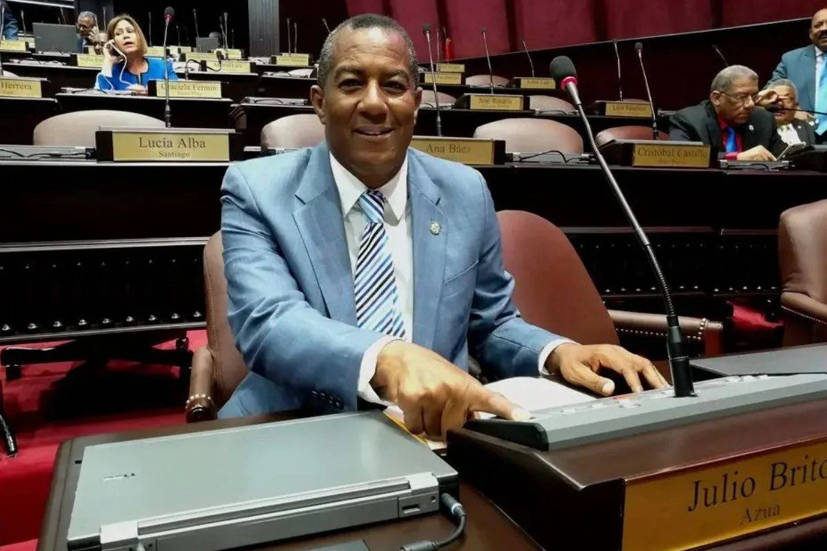 Fallece Julio Brito, cuatro veces diputado en Azua, tras batalla contra el cáncer