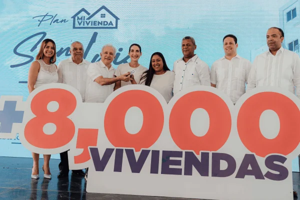 MIVED rompe récord con entrega de vivienda 8,000