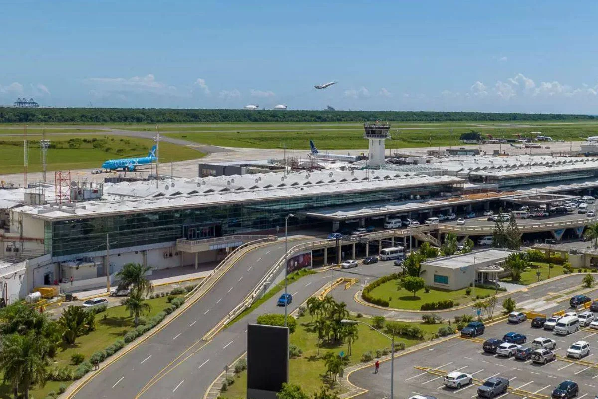 Aerodom informa que pista de aterrizaje del AILA opera con normalidad