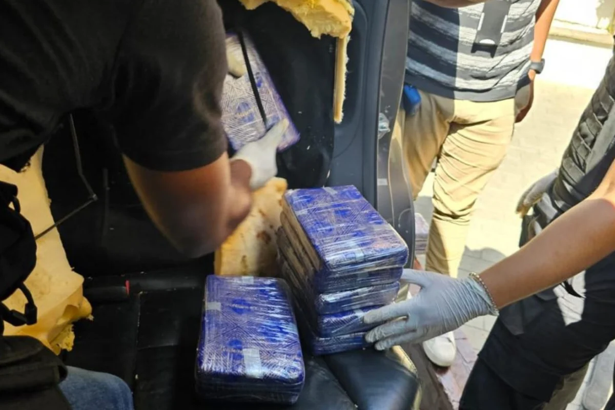 Hombre detenido con 35 paquetes de droga