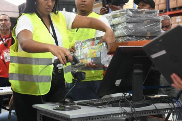 Junta imprime 70% de boletas electorales para el voto en el exterior