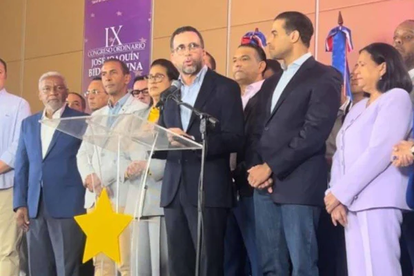 Omar Fernández y Abel Martínez se tirarán juntos a las calles del Distrito Nacional