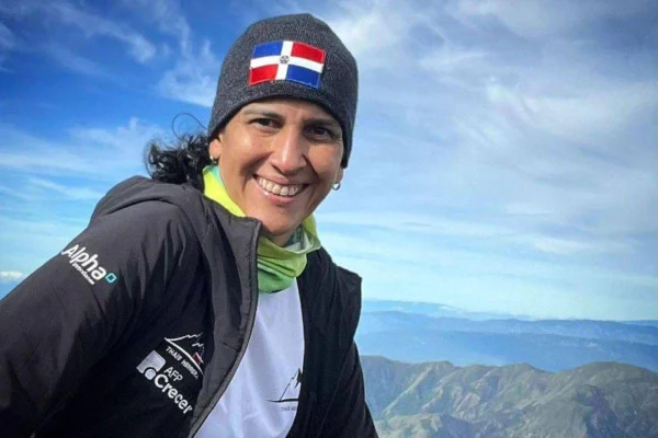 ¡Orgullo dominicana! Thais Herrera, la primera dominicana en conquistar el Everest