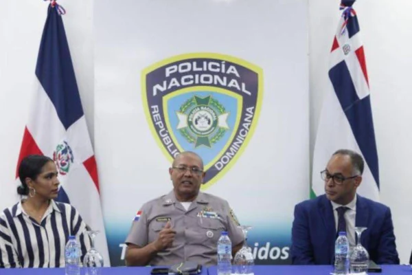 Director de la Policía Nacional se reúne con equipos de seguridad de Asociación de Bancos Múltiples