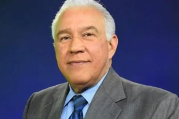 ¿Quién es Andrés Bautista, nuevo ministro Administrativo de la Presidencia?