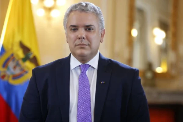 Ivan Duque invita fuerzas militares venezolanas a garantizar transición hacia el gobierno de Edmundo  