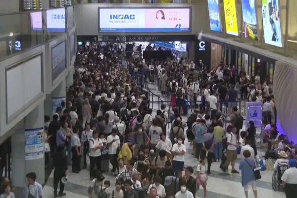 Suspenden 36 vuelos en Japón tras desaparecer unas tijeras