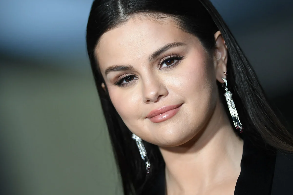 Google dona 10 millones a favor de la salud mental junto a Selena