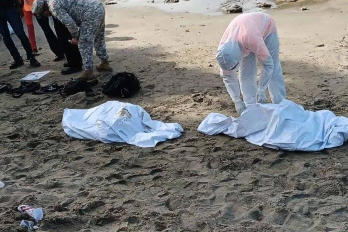 Embarcación hallada con osamentas de africanos en Río San Juan tenía 12 paquetes de drogas