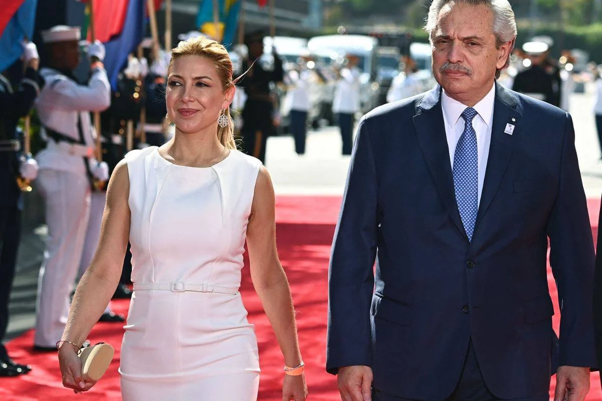 Presentan acusación formal contra el ex presidente de Argentina Alberto Fernández por violencia de género