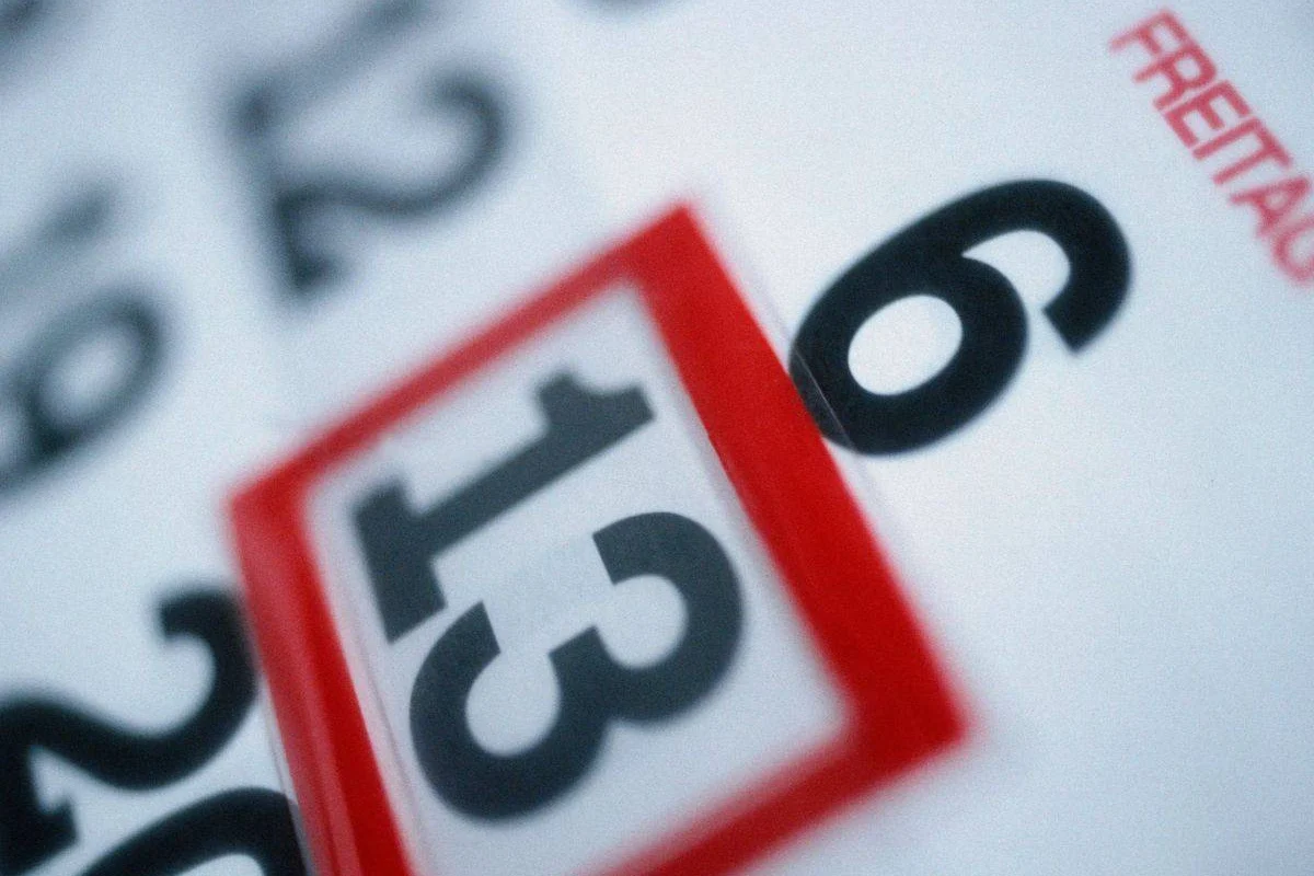 ¿Por qué se asocia al martes 13 con la mala suerte? El origen de la superstición