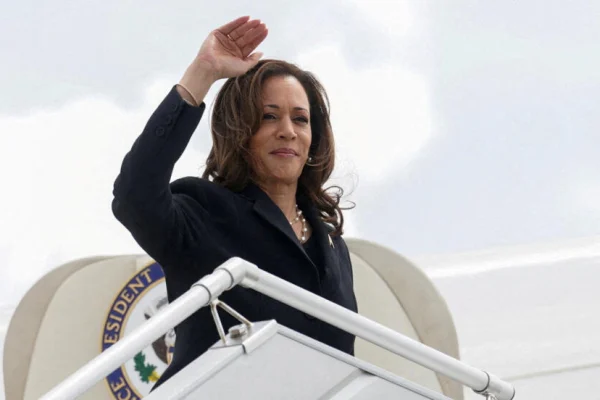 ¡El poder del dinero! Kamala Harris invierte 90 millones en anuncios electorales