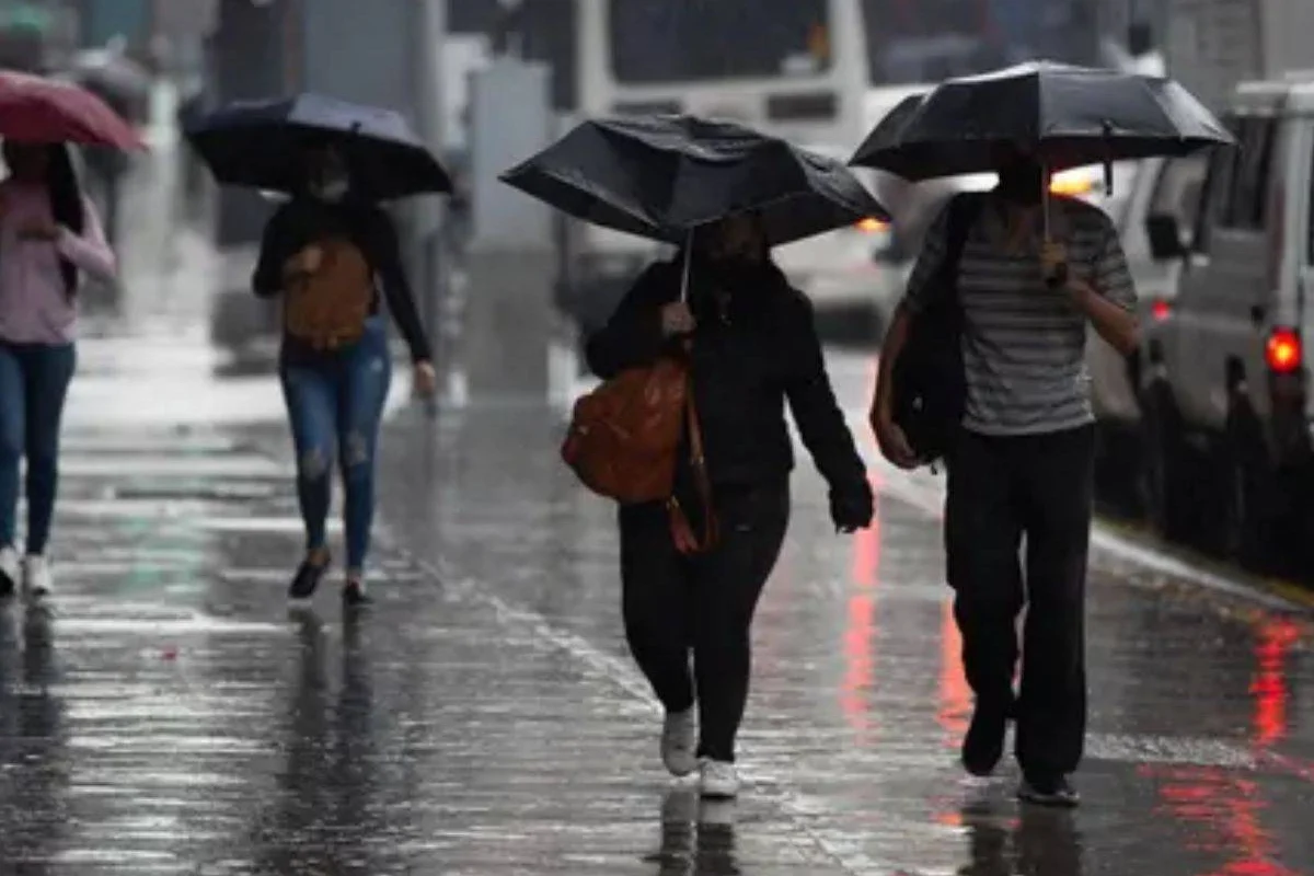 Aguaceros dispersos la tarde de este sábado en varias provincias