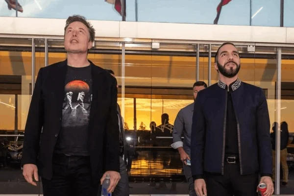 Bukele y Musk se reúnen en Texas