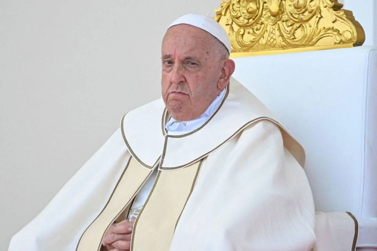 Papa Francisco: «Estamos cerca de una guerra casi mundial»