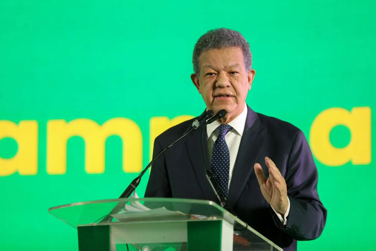 Leonel Fernández vuelve con “La Voz del Pueblo” este lunes