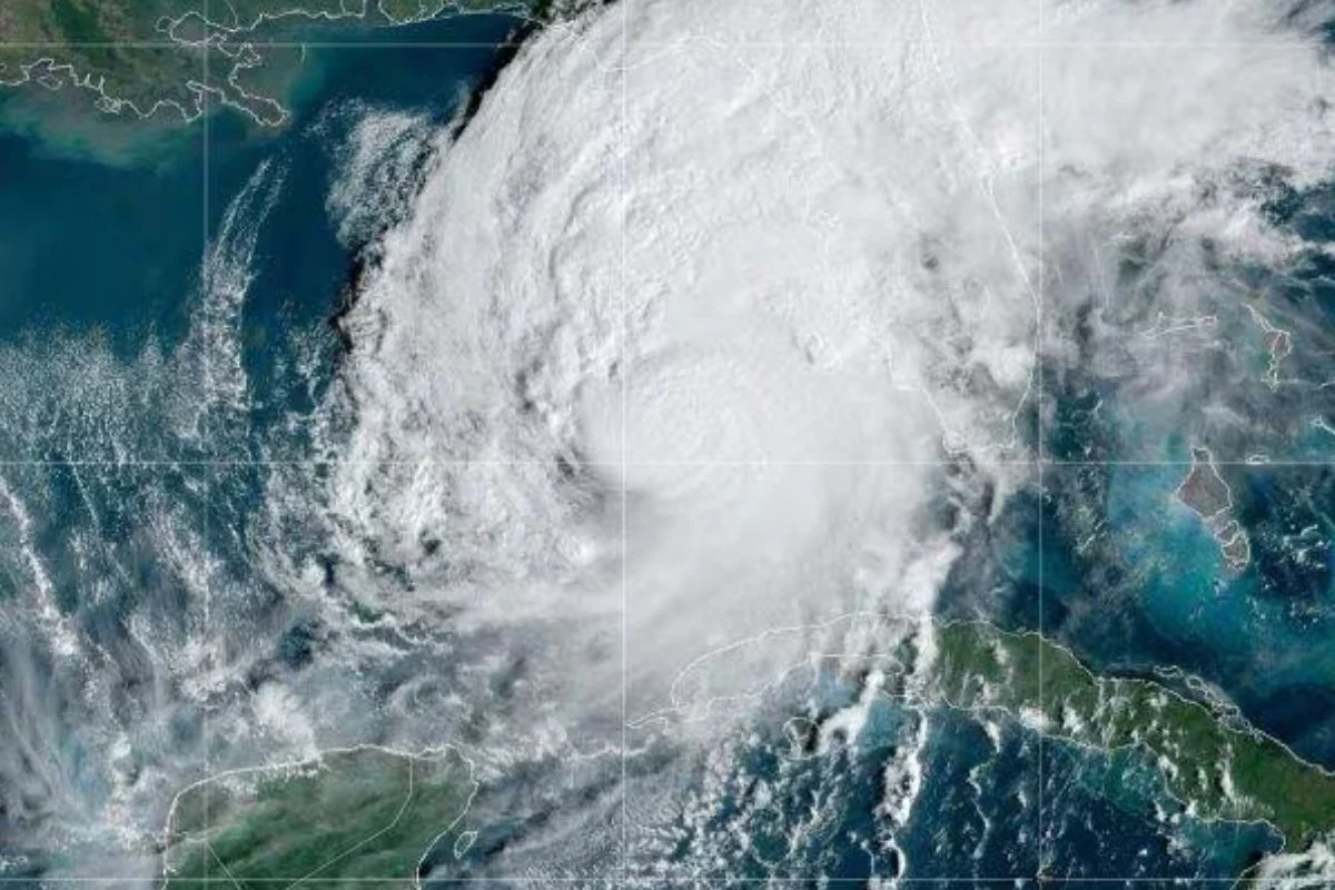 Más de cinco millones de evacuados en Florida por huracán Milton