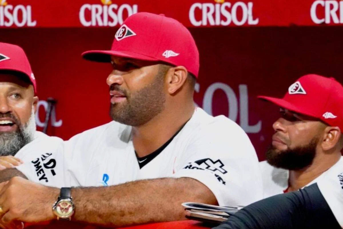 Albert Pujols celebra su primera victoria como dirigente del Escogido: “Este es apenas el comienzo"