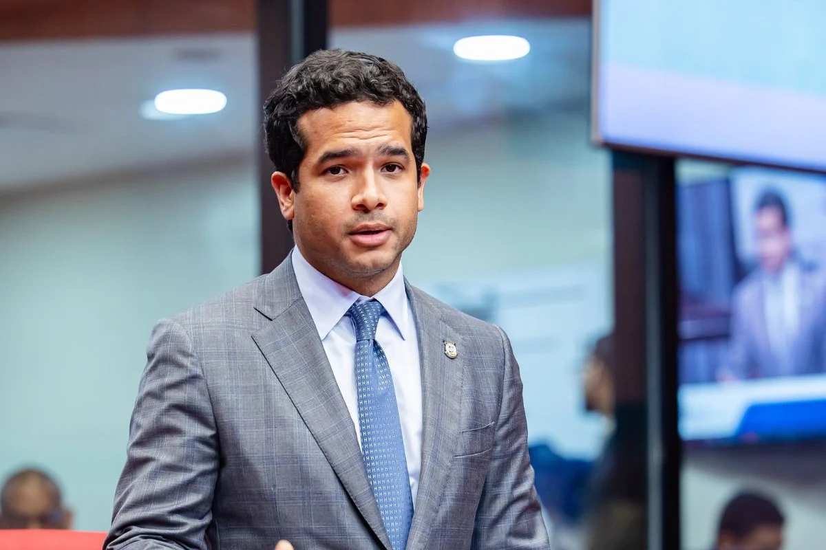 Omar Fernández llama a la prudencia en presentación de proyectos de reformas