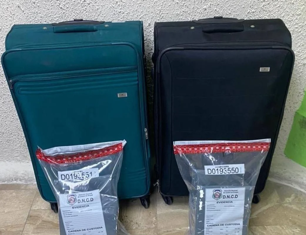 Detienen dos extranjeros con más de cinco kilos de presunta cocaína en Punta Cana