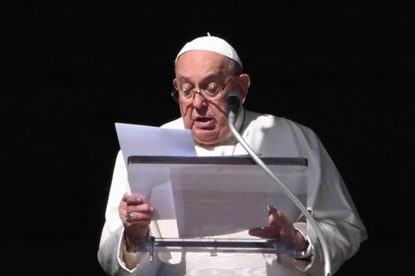 El papa Francisco pide oraciones por las víctimas de las inundaciones en España