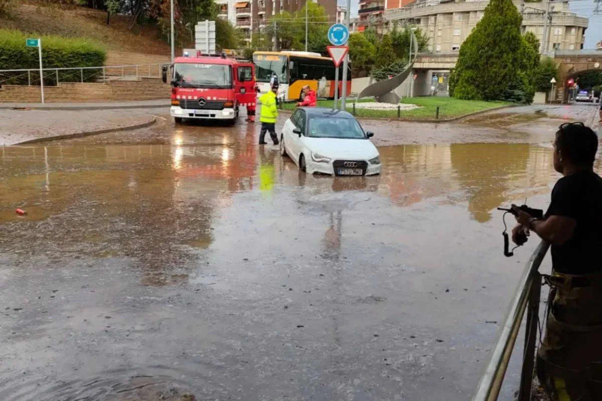Tormentas en el este de España provocan caos en Barcelona