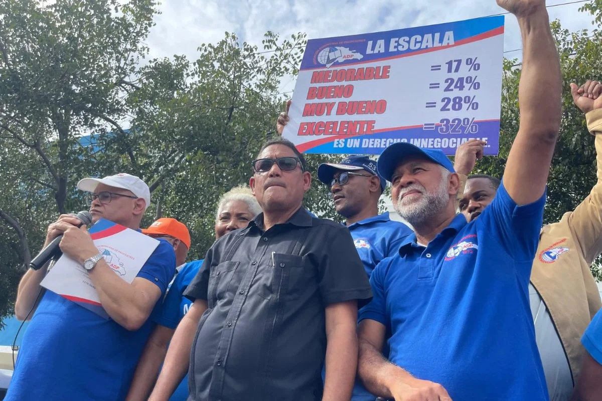 ADP protesta frente al Ministerio de Trabajo