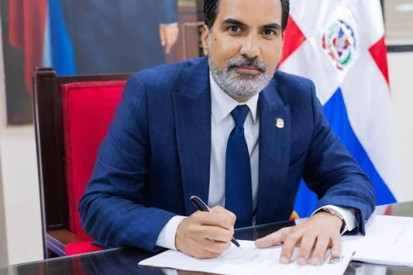Diputado Juan José Rojas solicita actualización del reglamento de la Comisión Nacional de Espectáculos Públicos y Radiofonía