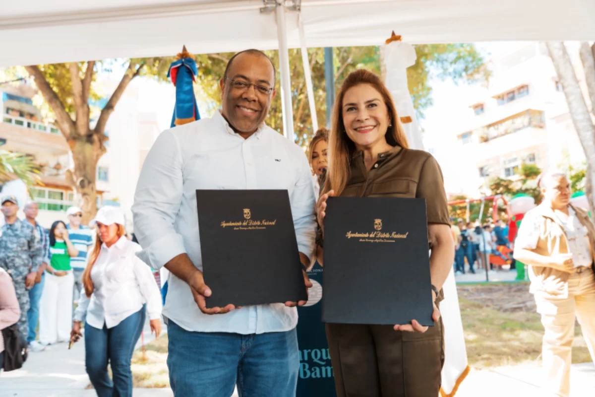 Alcaldía del Distrito Nacional y Supermercado 365 inauguran parque Los Bambú