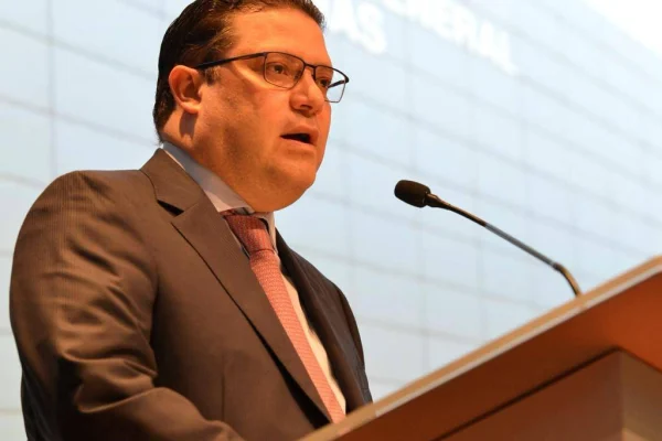 Aduanas incrementa un 30 % la gracia navideña para dominicanos en el exterior