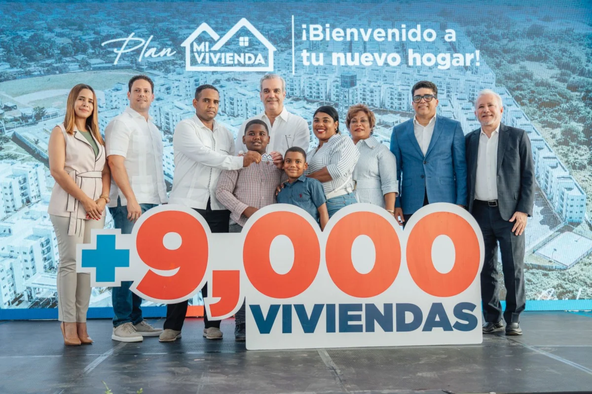 MIVED alcanza cifra histórica de más de 9,000 viviendas construidas y entregadas