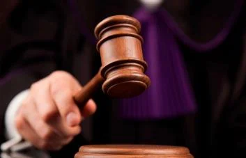 Dictan 20 años de prisión a padre que violó y obligó a abortar a su hija en Elías Piña