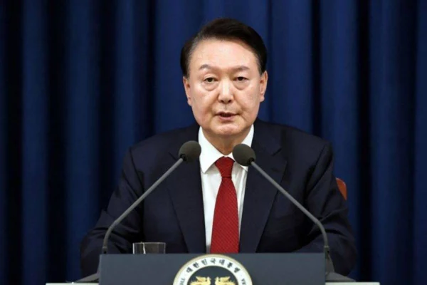 Detienen al expresidente surcoreano Yoon Suk-yeol tras enfrentamiento con autoridades