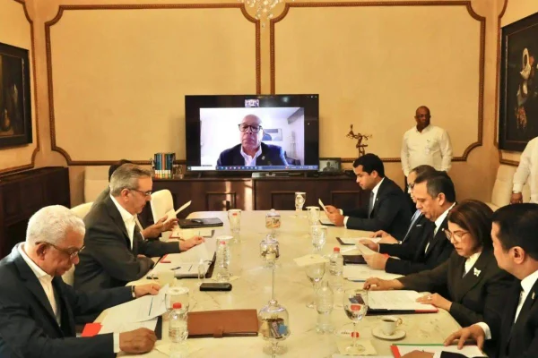Abinader encabeza en estos momentos segunda reunión del CNM