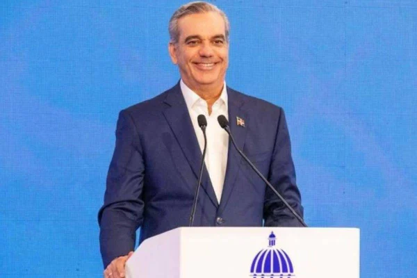 Abinader agradece elogios a República Dominicana de Marco Rubio