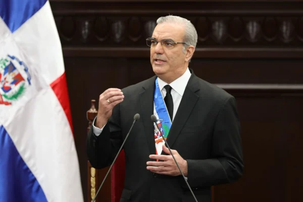 Presidente Abinader reitera hallazgo de gran potencial de tierras raras