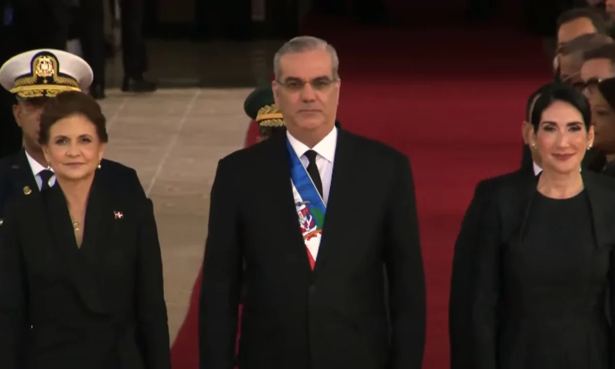 Abinader llega al Congeso Nacional para rendición de cuentas 2025