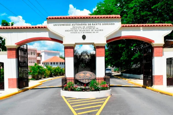 UASD reafirma su compromiso con la integridad y los derechos de sus estudiantes