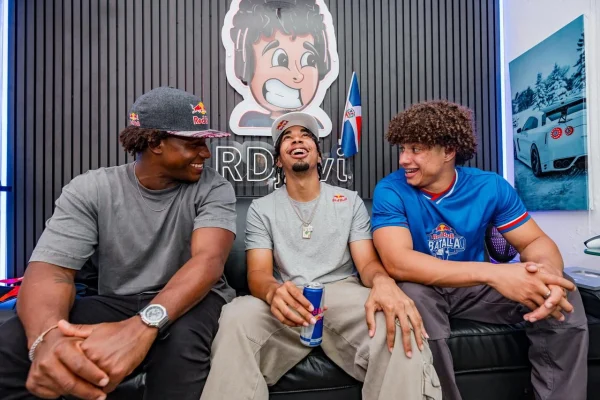 RD Javi se convierte en el Primer Streamer Dominicano firmado por Red Bull