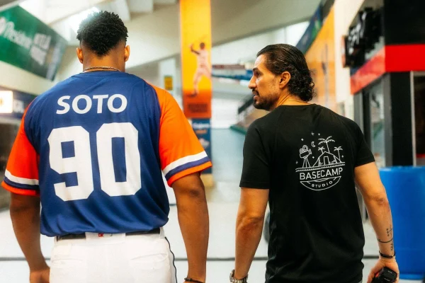 Jessy Terrero dirige su primer comercial en RD junto a Basecamp Studios