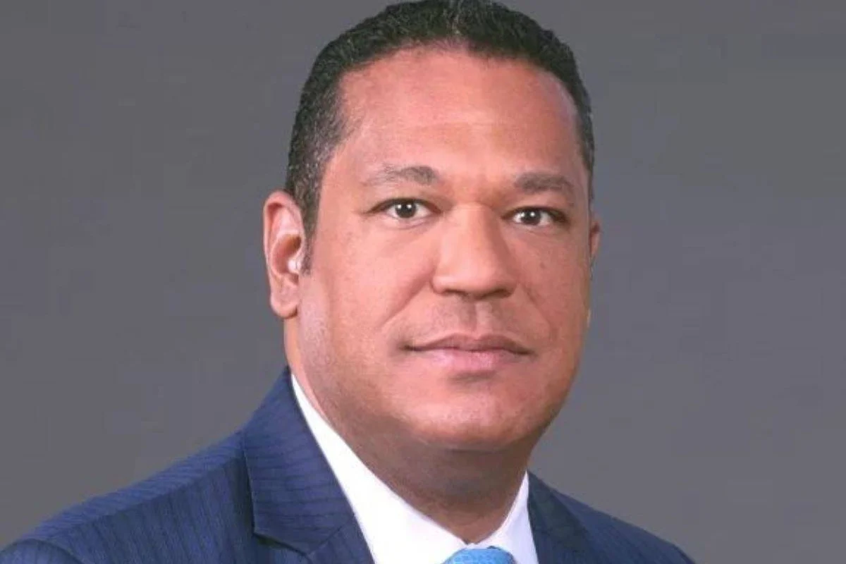 Economista Jesús Martínez destaca apreciación del peso dominicano y menos presión en la tasa de cambio en las próximas semanas