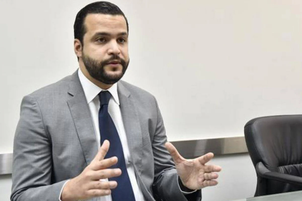 Rafael Paz en marcha en Hoyo de Friusa: "Este país no soporta una carga de 3 millones de haitianos"